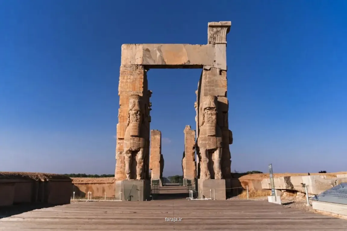 تخت جمشید را نجات دهید