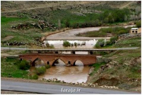 مرمت باردیگر پل صفوی كه به نادرستی در سال 84 بازسازی شده