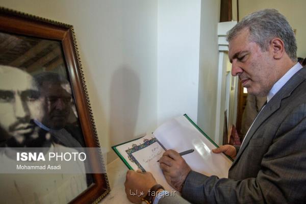 وزیر میراث فرهنگی از باغ موزه هرندی و خانه اوشیدری كرمان بازدید كرد