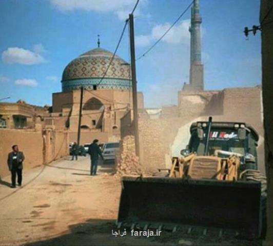 تخریبی در كار نیست، خاكبرداری با دقت انجام می‎‎شود