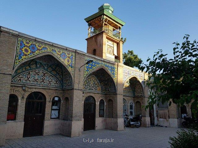 این دفعه سراغ مسجد و ساعت را با هم گرفتند